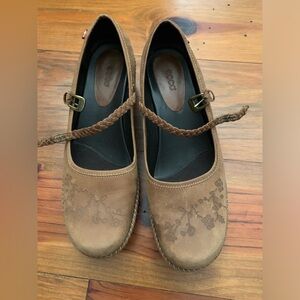 Ecco Sussex Platform Mary Jane Comfort Shoe - Suede, Women’s. EU 40 (9/9.5)